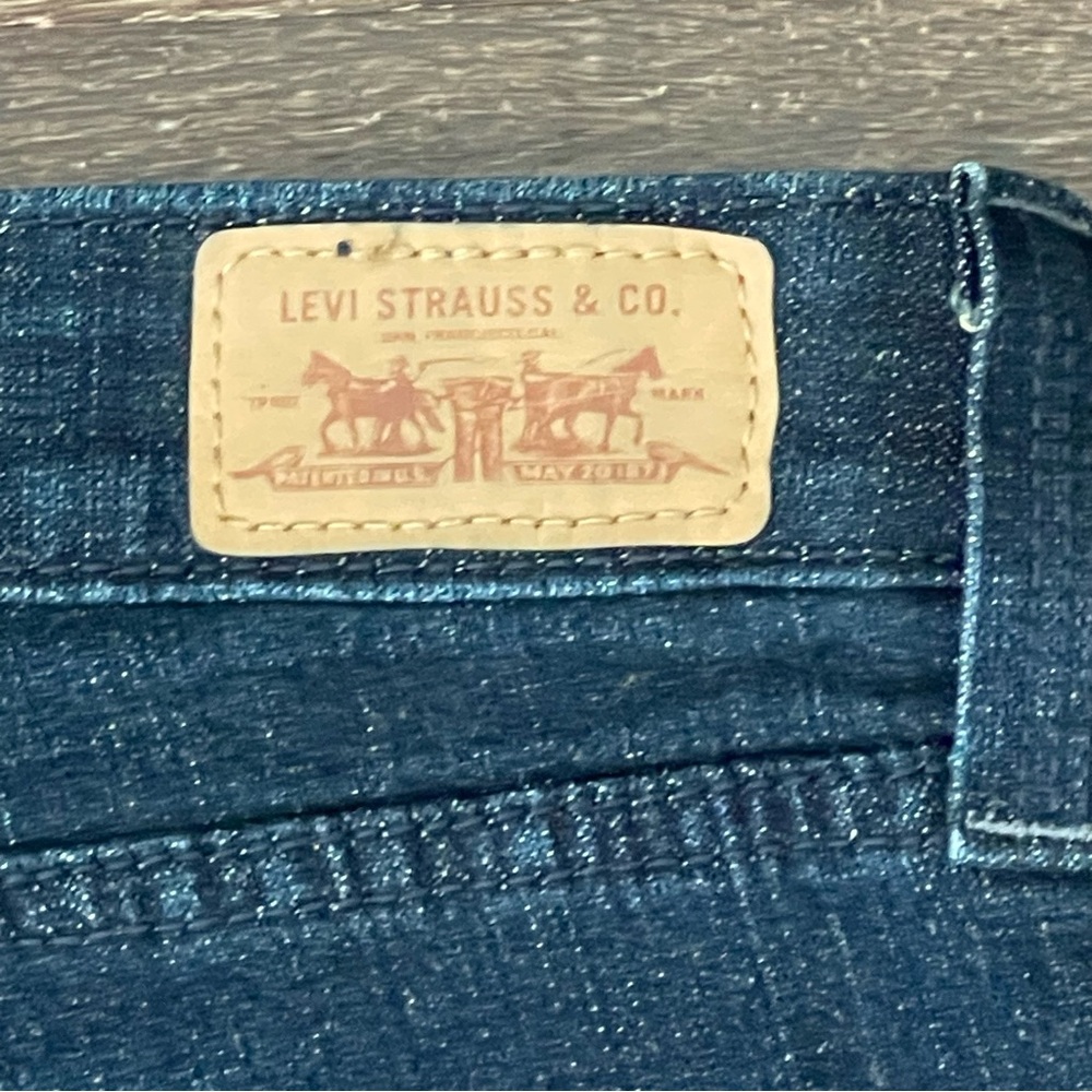 Levi's Red Tab Dark Blue Denim Wide Leg Cropped Capri Jeans Women’s Size 14 - Picture 6 of 12